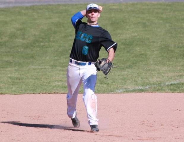 Baseball &ndash; Lakers Lose Pair Of Home Games To #7 Nationally Ranked OCC