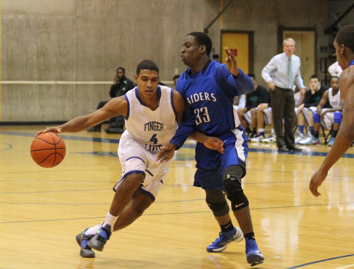 Men&rsquo;s Hoops Team to Play Herkimer County CC in Regional Quarter-Finals