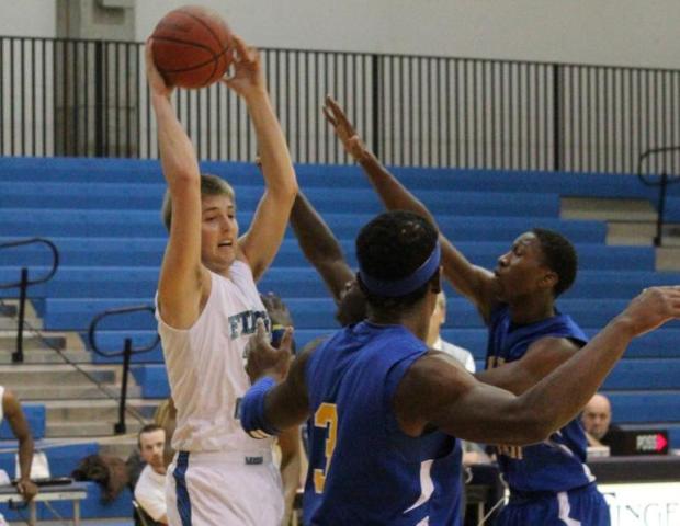 Lakers Fall in Regular Season Finale