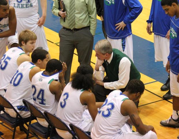 Lakers Fall For Fourth Consecutive Game