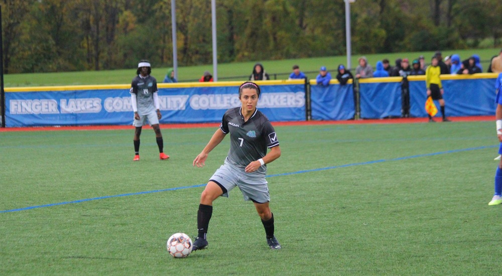 Lakers Finish Home Finale with a Win