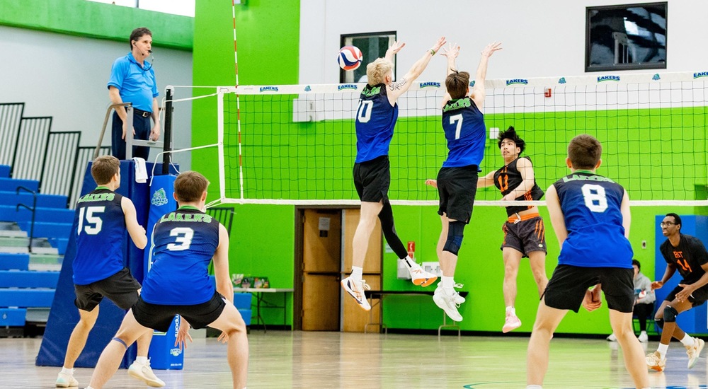 FLCC volleyball stuns top seed DuPage, advances to National Championship FLCC volleyball stuns top seed DuPage, advances to National Championship