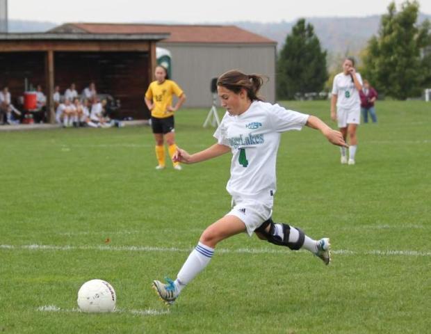 Women&rsquo;s Soccer &ndash; Lady Lakers Advance onto Regional Championship Final