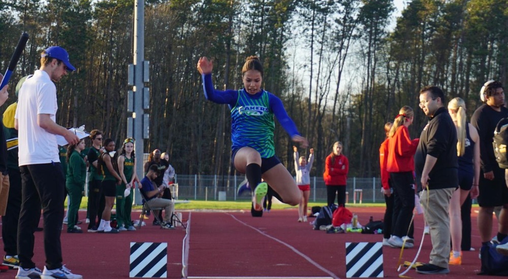 FLCC women’s track builds momentum as Simson qualifies for nationals FLCC women’s track builds momentum as Simson qualifies for nationals