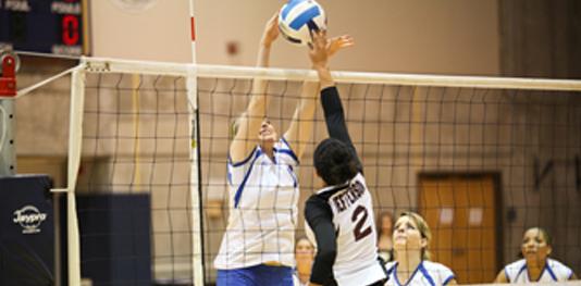 Lady Lakers Down Hornets